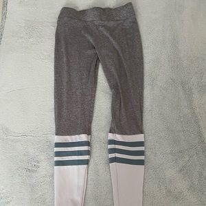 Bomshell sportswear leggings size small